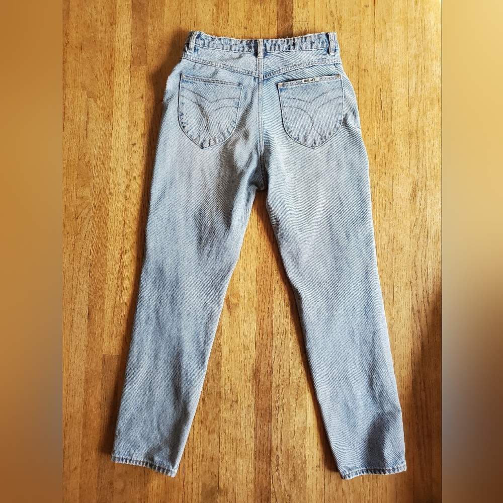 Rolla's High waisted light wash jeans. Size 28 womens / Aus 11.